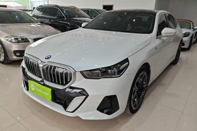 Used BMW 5 Series 2024 530Li Luxury Edition M Sport Package