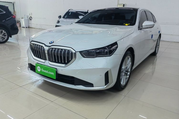 Used BMW 5 Series 2024 525Li Luxury Package Guazi used car, China used car export, Used car for sale, Used cars, Cheapest cars for sale