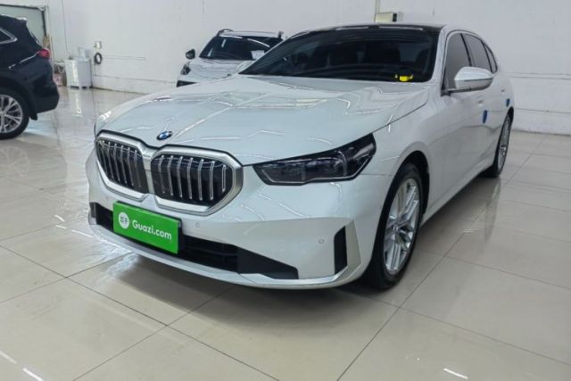 Used BMW 5 Series 2024 525Li Luxury Package