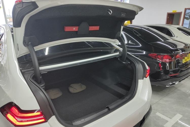 Used BMW 5 Series 2024 530Li Leading Model M Sport Package Trunk