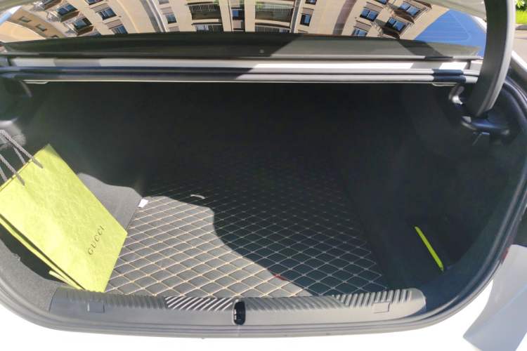 Used BMW 5 Series 2024 525Li Luxury Package Trunk