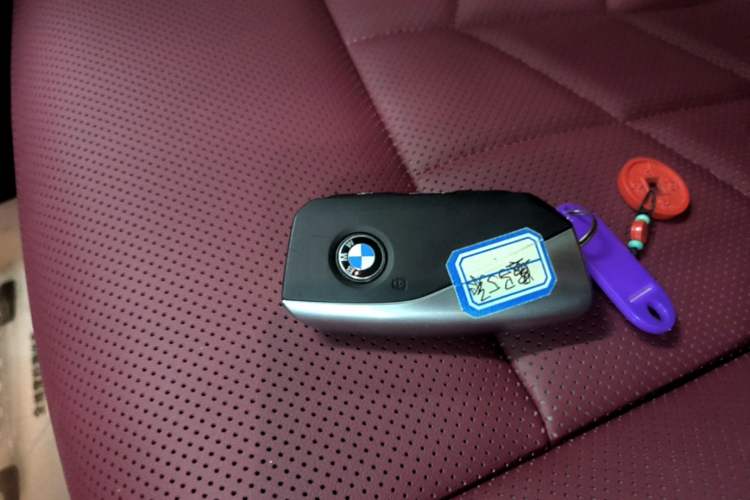 Used BMW 5 Series 2024 525Li Luxury Package Vehicle Key