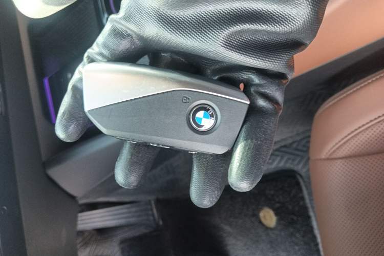 Used BMW 5 Series 2024 530Li Leading Model M Sport Package Vehicle Key