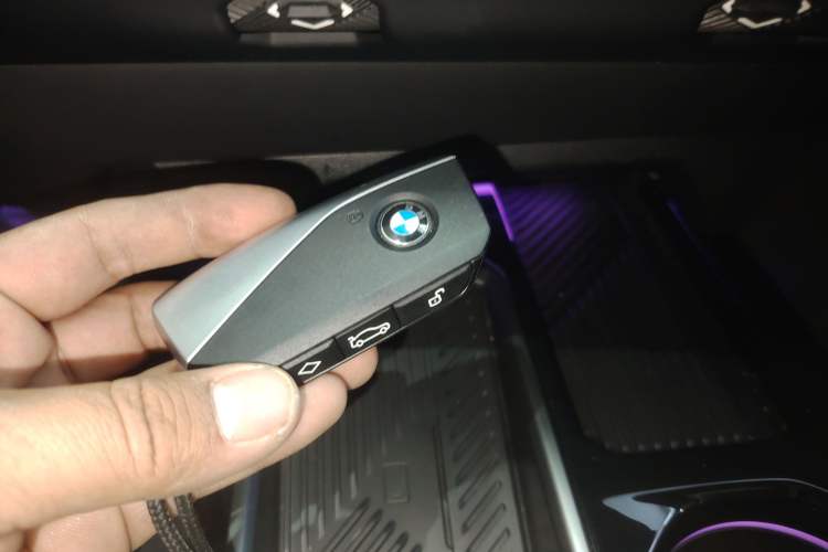 Used BMW 5 Series 2024 530Li Leading Model M Sport Package Vehicle Key