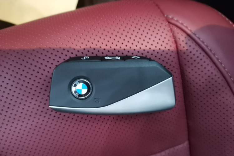 Used BMW 5 Series 2024 525Li M Sport Package Vehicle Key