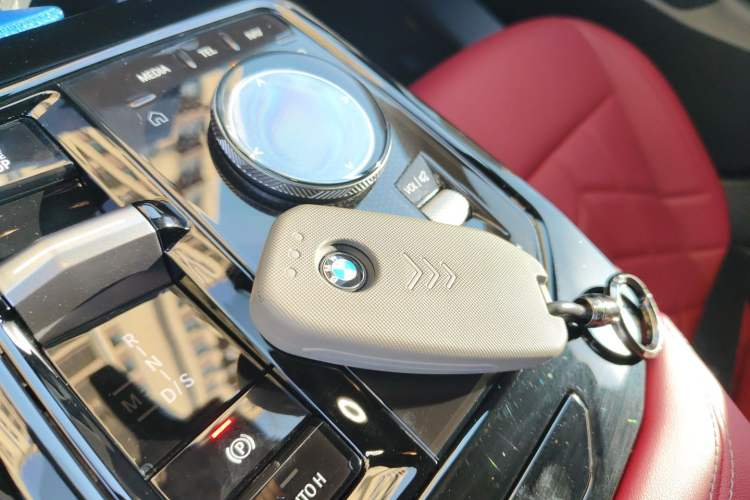 Used BMW 5 Series 2024 525Li Luxury Package Vehicle Key