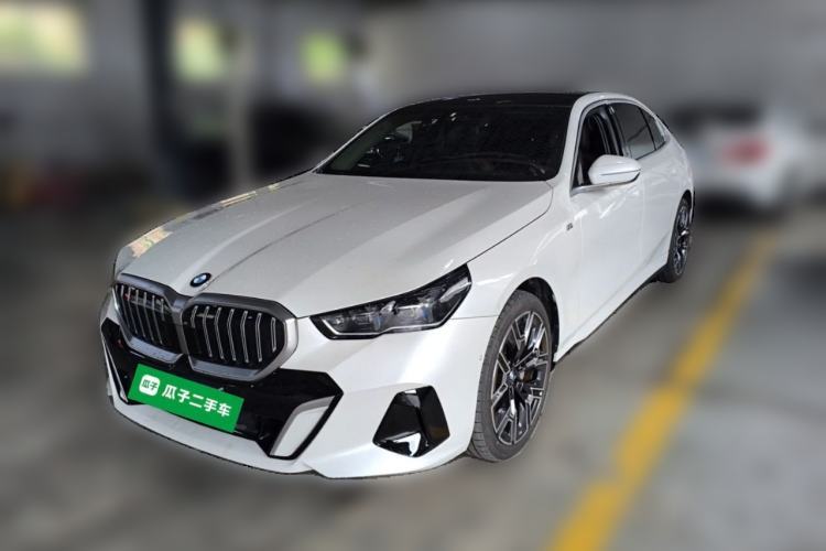 Used BMW 5 Series 2024 530Li Luxury Edition M Sport Package Guazi used car, China used car export, Used car for sale, Used cars, Cheapest cars for sale
