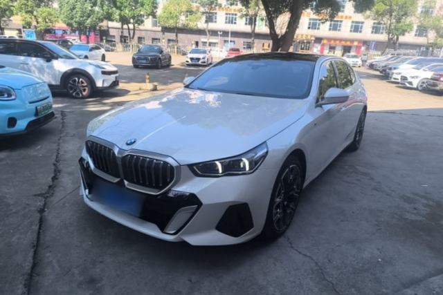 Used BMW 5 Series 2024 530Li Luxury Edition M Sport Package