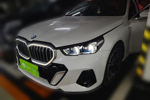 Used BMW 5 Series 2024 530Li Luxury Edition M Sport Package