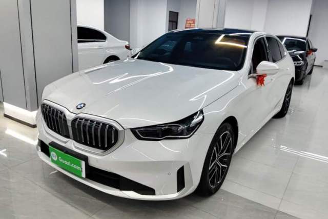 Used BMW 5 Series 2024 525Li Luxury Package