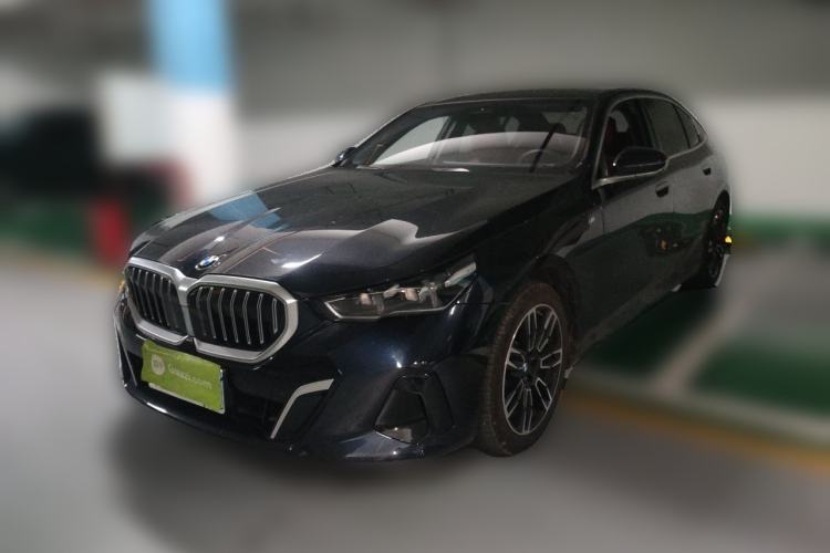 Used BMW 5 Series 2025 530Li Leading Model M Sport Package Guazi used car, China used car export, Used car for sale, Used cars, Cheapest cars for sale