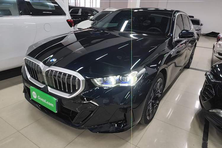 Used BMW 5 Series 2025 530Li Luxury Edition M Sport Package Guazi used car, China used car export, Used car for sale, Used  cars, Cheapest cars for sale