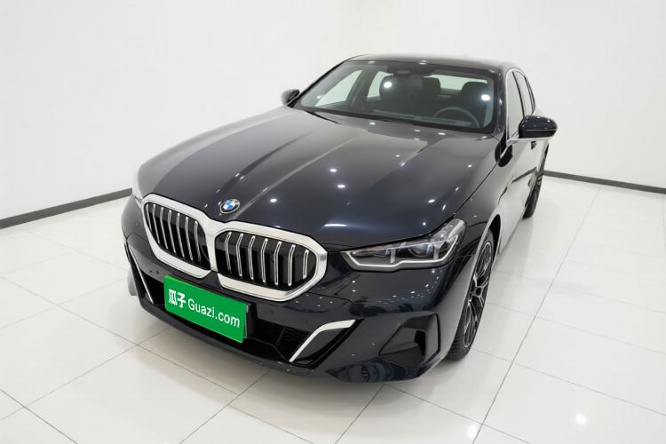 BMW 5 Series 2025 530Li Luxury Edition M Sport Package