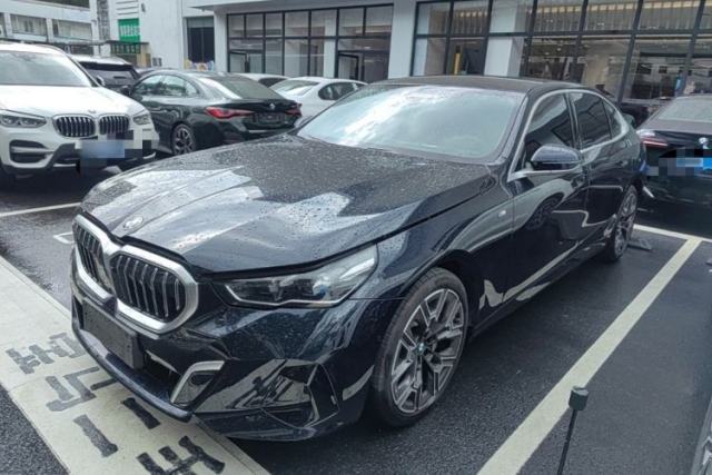 Used BMW 5 Series 2025 530Li Luxury Edition M Sport Package