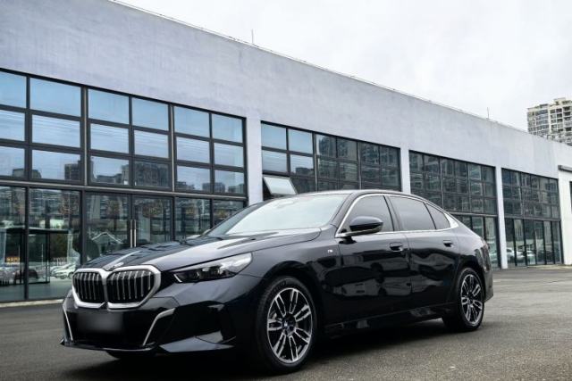 Used BMW 5 Series 2025 530Li Leading Model M Sport Package