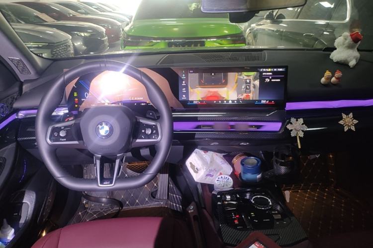 Used BMW 5 Series 2025 530Li Leading Model M Sport Package Center Console