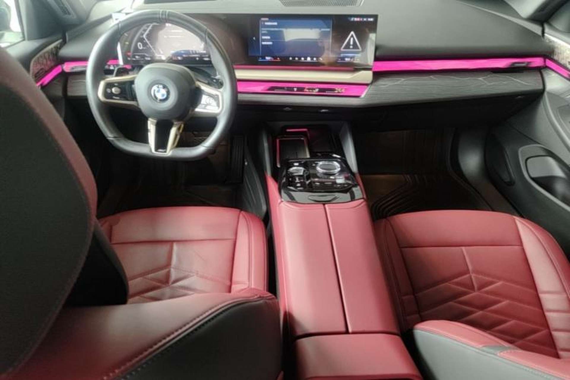 Used BMW 5 Series 2025 530Li Luxury Edition M Sport Package Center Console