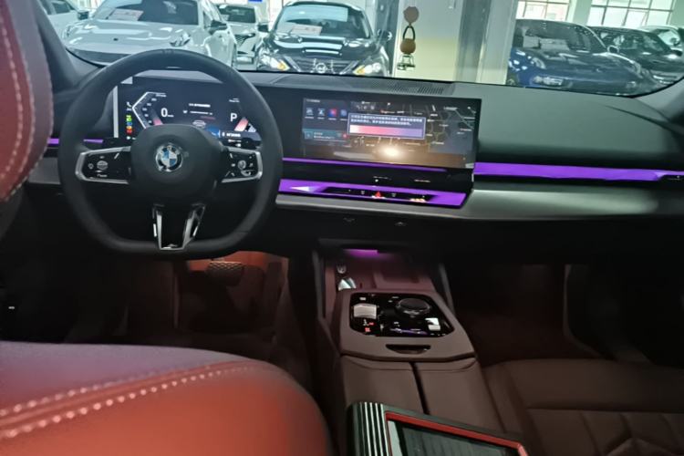 Used BMW 5 Series 2025 530Li Leading Model M Sport Package Center Console