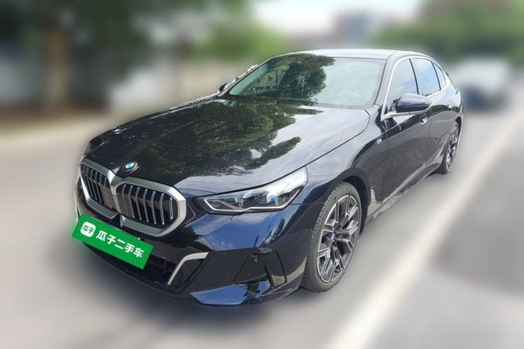 Ojetý BMW 5 Series 2025 530Li Luxury Edition M Sport Package Guazi used car, China used car export, Used car for sale, Used  cars, Cheapest cars for sale