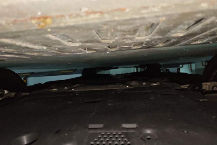 Used BMW 5 Series 2025 530Li Luxury Edition M Sport Package Chassis Front