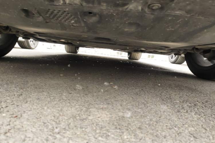 Used BMW 5 Series 2025 530Li Luxury Edition M Sport Package Chassis Front