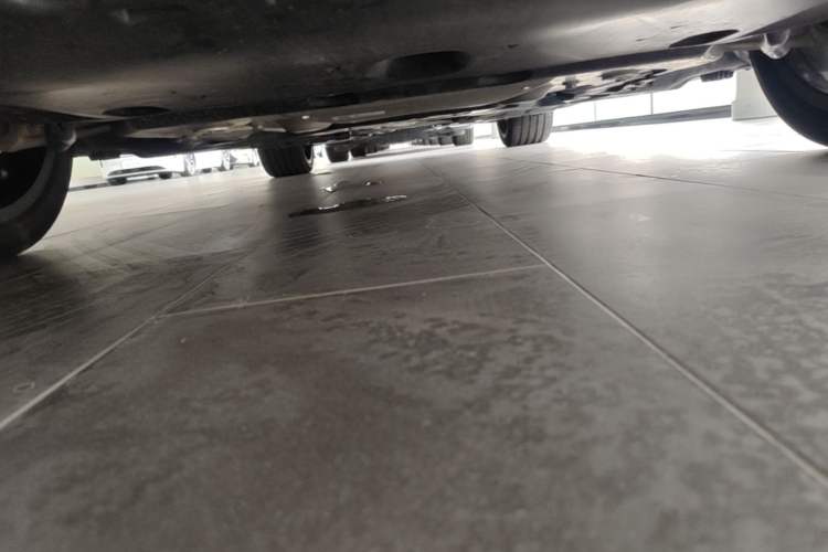 Used BMW 5 Series 2025 530Li Luxury Edition M Sport Package Chassis Front