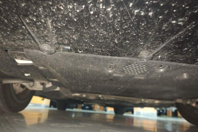 Used BMW 5 Series 2025 530Li Leading Model M Sport Package Chassis Front