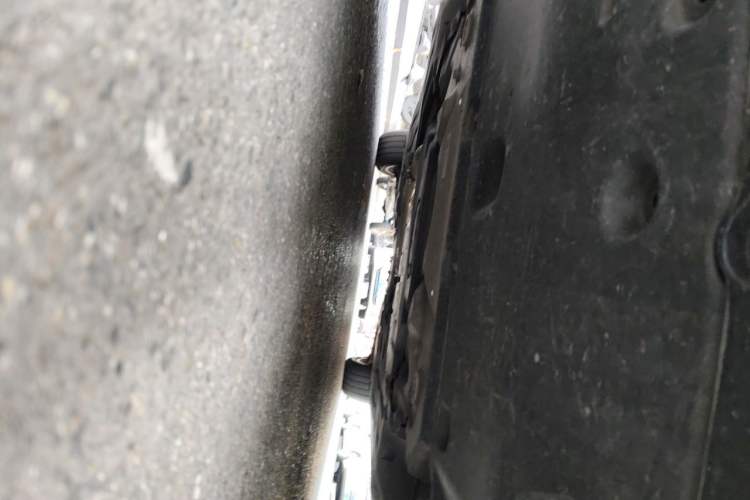 Used BMW 5 Series 2025 530Li Leading Model M Sport Package Chassis Front