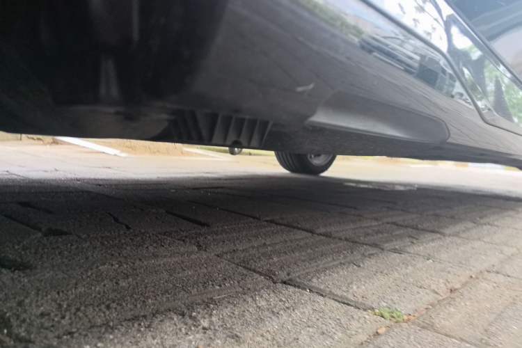 Used BMW 5 Series 2025 525Li M Sport Package Chassis Front Left