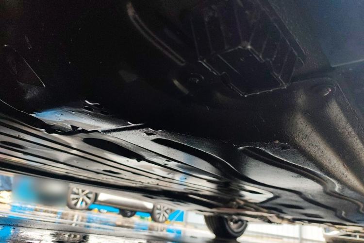 Used BMW 5 Series 2025 525Li M Sport Package Chassis Front Left