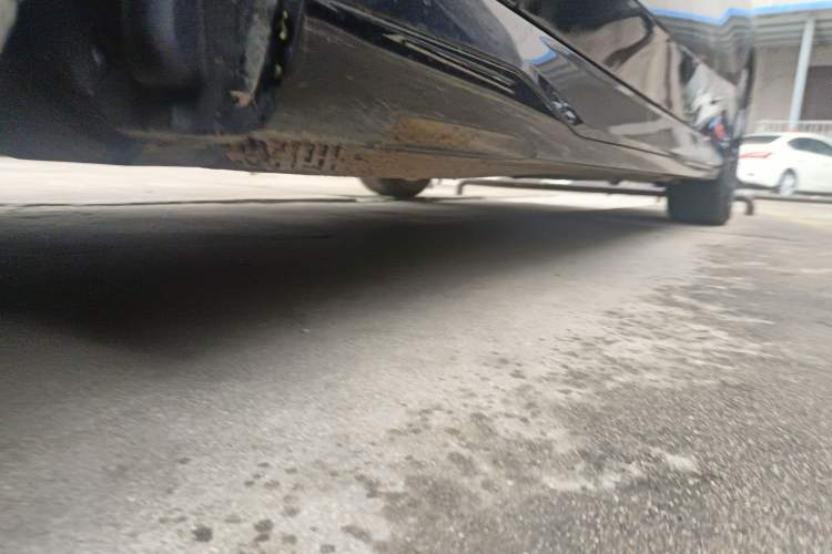 Used BMW 5 Series 2025 530Li Leading Model M Sport Package Chassis Front Left