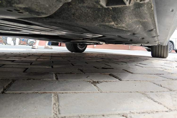 Used BMW 5 Series 2025 525Li M Sport Package Chassis Front Left