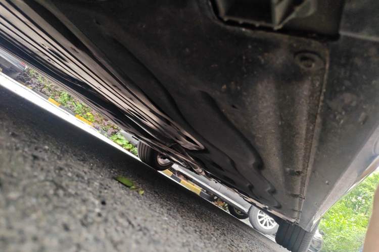 Used BMW 5 Series 2025 530Li Leading Model M Sport Package Chassis Front Left