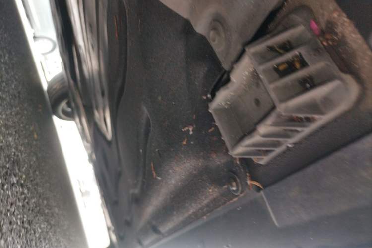 Used BMW 5 Series 2025 530Li Luxury Edition M Sport Package Chassis Front Left
