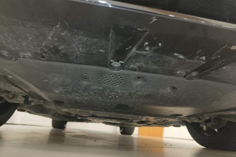 Used BMW 5 Series 2025 530Li Luxury Edition M Sport Package Chassis Front