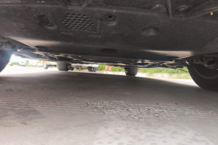 Used BMW 5 Series 2025 530Li Leading Model M Sport Package Chassis Front