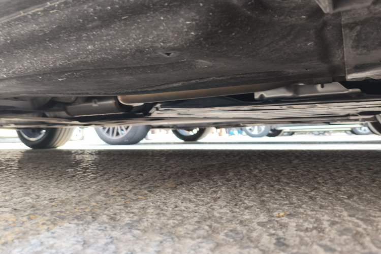 Used BMW 5 Series 2025 525Li M Sport Package Chassis Front Right