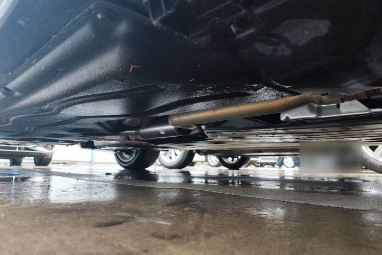 Used BMW 5 Series 2025 525Li M Sport Package Chassis Front Right