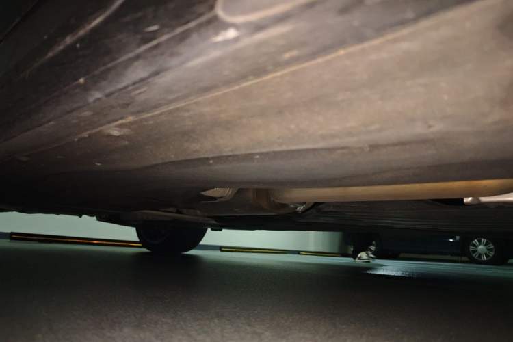 Used BMW 5 Series 2025 530Li Luxury Edition Premium Package Chassis Front Right