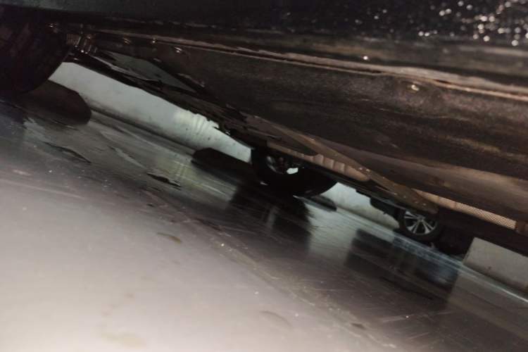 Used BMW 5 Series 2025 525Li M Sport Package Chassis Front Right