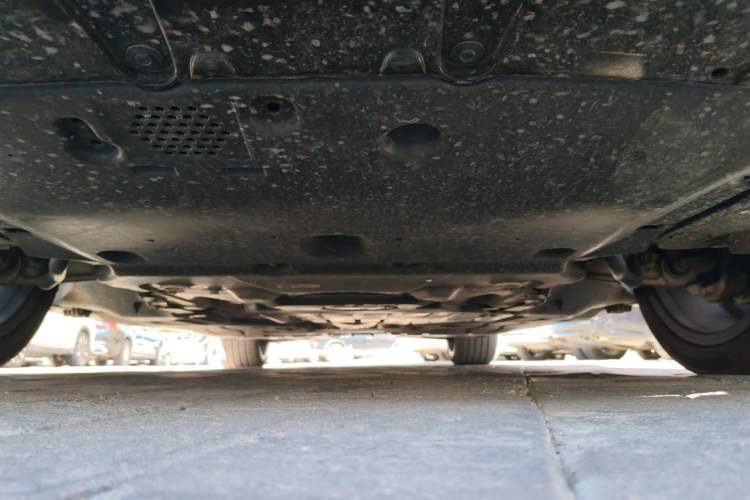 Used BMW 5 Series 2025 530Li Luxury Edition M Sport Package Chassis Front
