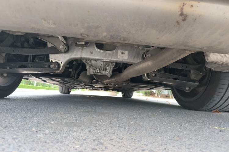 Used BMW 5 Series 2025 530Li Luxury Edition M Sport Package Chassis Rear