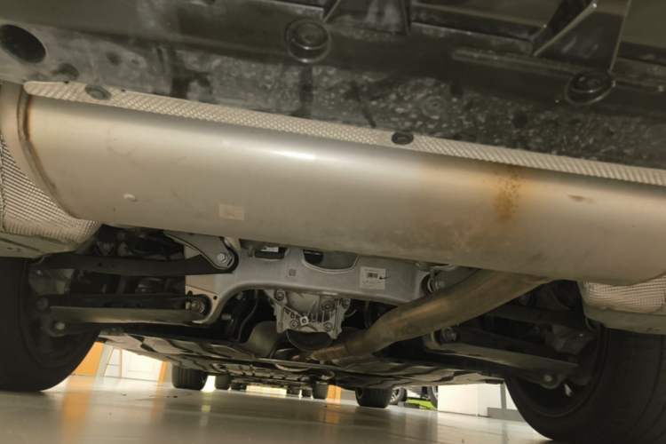 Used BMW 5 Series 2025 530Li Luxury Edition M Sport Package Chassis Rear