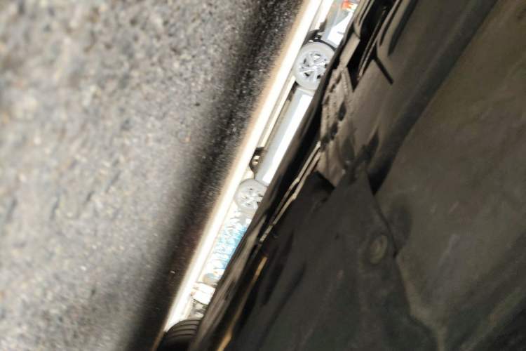 Used BMW 5 Series 2025 530Li Leading Model M Sport Package Chassis Rear Right