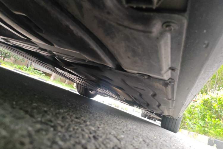 Used BMW 5 Series 2025 530Li Leading Model M Sport Package Chassis Rear Right
