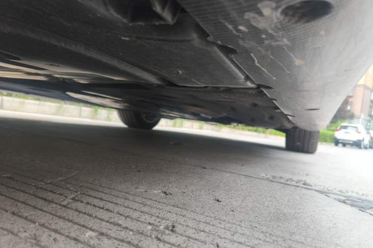 Used BMW 5 Series 2025 530Li Leading Model M Sport Package Chassis Rear Right