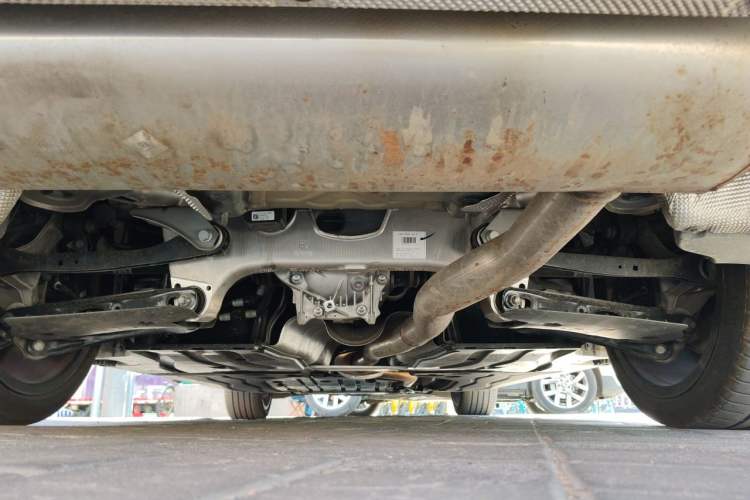 Used BMW 5 Series 2025 530Li Luxury Edition M Sport Package Chassis Rear