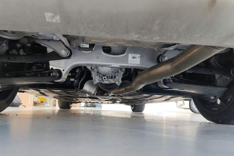 Used BMW 5 Series 2025 530Li Luxury Edition M Sport Package Chassis Rear