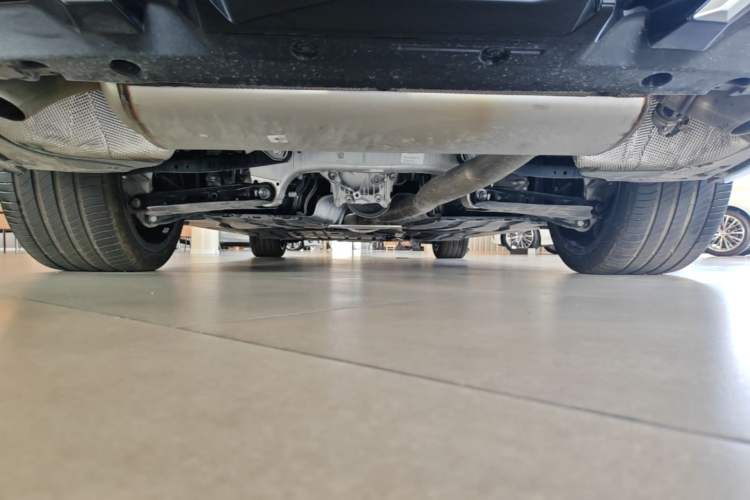 Used BMW 5 Series 2025 530Li Luxury Edition M Sport Package Chassis Rear