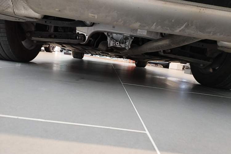 Used BMW 5 Series 2025 530Li Leading Model M Sport Package Chassis Rear